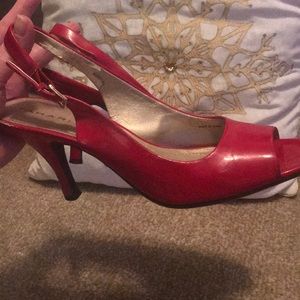 Red heels straps